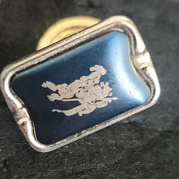 Burberry Blue Seahorse Cufflinks - Picture 4 of 7